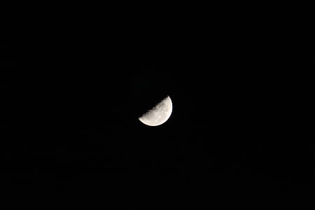 half moon thumbnail