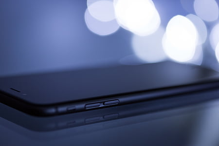 selective focus photography of turned-off black iPhone 7 thumbnail