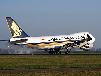 Singapore Airlines Cargo airplane at tarmac thumbnail