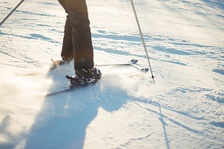 Skiing thumbnail