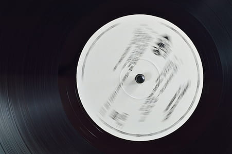 close-up photo of black and white disc thumbnail