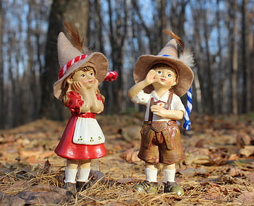 boy and girl ceramic figurines thumbnail