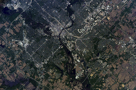 Satellite Image of Des Moines, Iowa thumbnail
