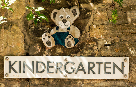 Kinder Garten case thumbnail