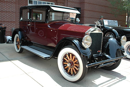 vintage red and black car thumbnail