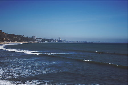 seawave during daytime thumbnail