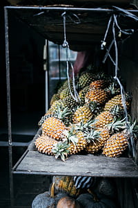 pineapples photo thumbnail