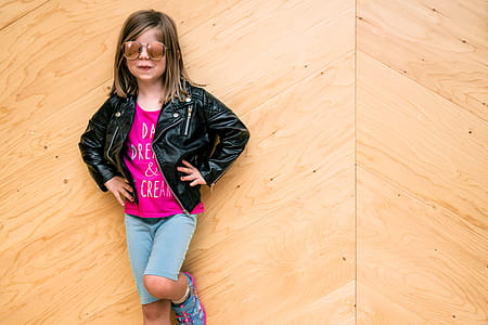 Hands On Hips Girls Fashion Photo thumbnail