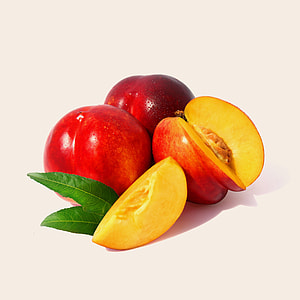 three red apples thumbnail