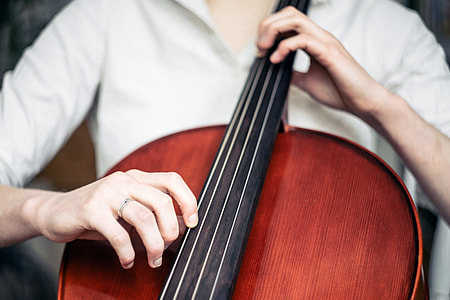 Hands and cello thumbnail