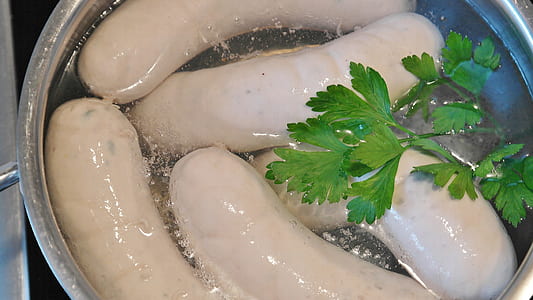 sausage on pot thumbnail