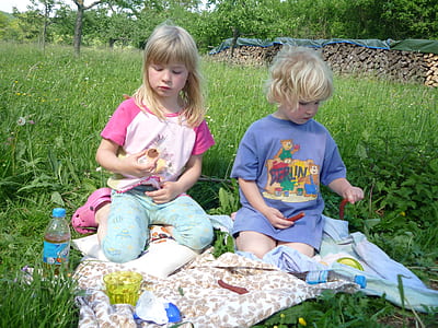 two girls picnic on farm thumbnail