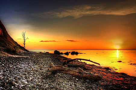 golden hour photo of seashore thumbnail