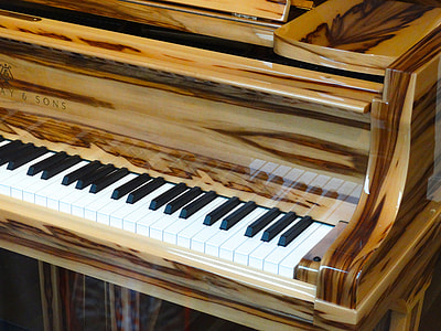 brown upright piano thumbnail