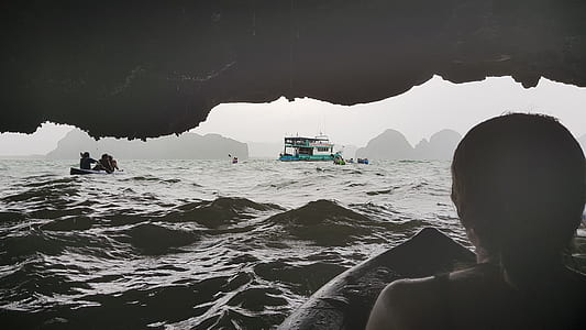 woman inside cave thumbnail