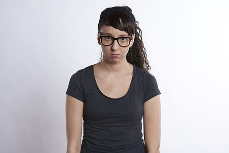 woman wearing eyeglasses thumbnail