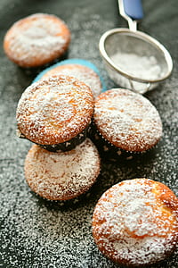 bunch of baked cupcakes thumbnail