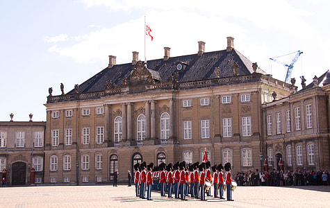 Amalienborg palace thumbnail