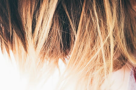 blonde hair thumbnail