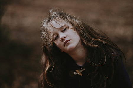 portrait photography of woman thumbnail