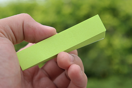 green sticky note pad thumbnail
