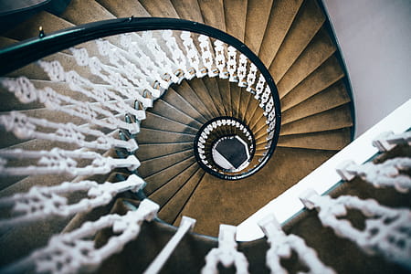 View of a spiral staircase fom the top thumbnail