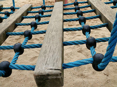 toddler's hanging bridge thumbnail