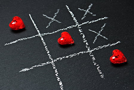three red heart gemstones thumbnail