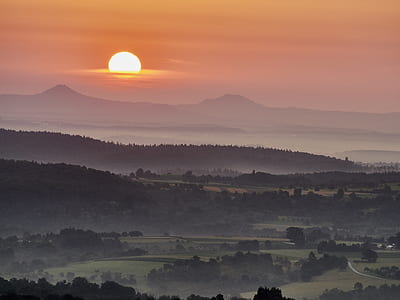 landscape photo of mountains thumbnail