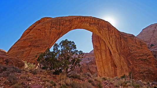 brown rock arch thumbnail