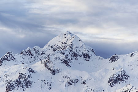 snow covered mountain thumbnail