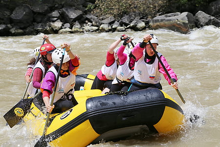 group riding water rafting thumbnail