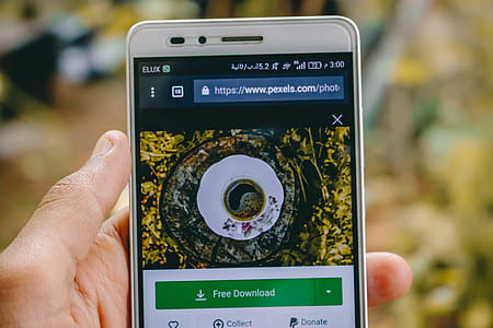 Turned on Smartphone thumbnail