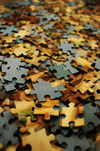 shallow focus photography of jigsaw puzzles thumbnail