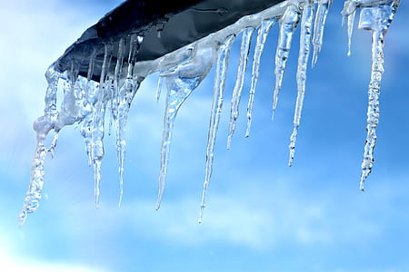closeup photo of icicles thumbnail