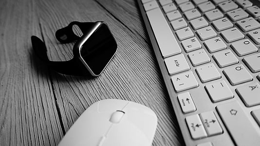 shallow focus of white Apple mouse thumbnail