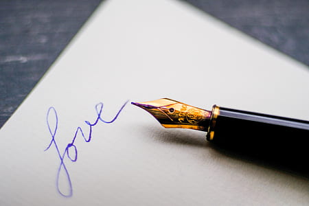 shallow focus photography of black fountain pen thumbnail