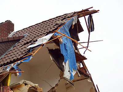 wrecked brown house thumbnail