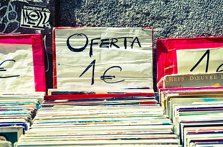 Oferta 1c vinyl sleeve beside vinyl sleeve lot thumbnail