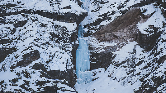 snow coated mountain thumbnail