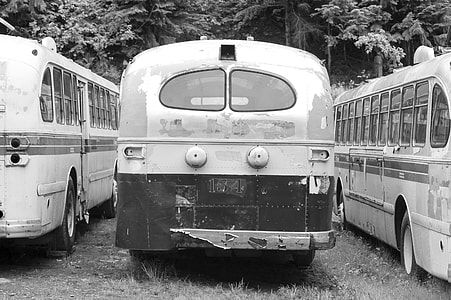 grayscale photo of classic bus thumbnail