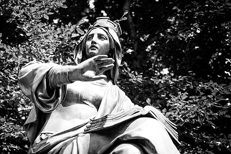 Luther Memorial, Protesters-Speyer thumbnail