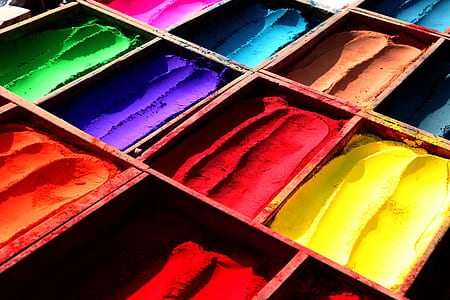 colored powders in boxes thumbnail