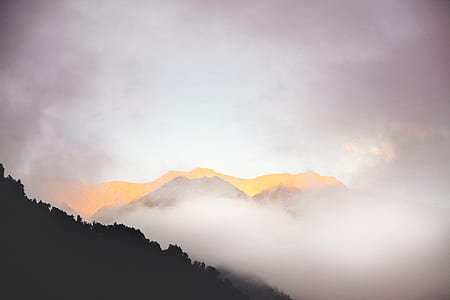 mountain with clouds thumbnail