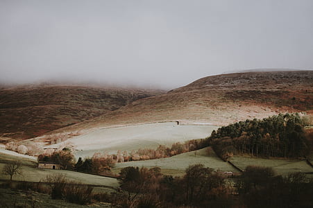 landscape photography of mountain thumbnail
