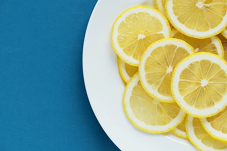 Plate of Lemonades thumbnail