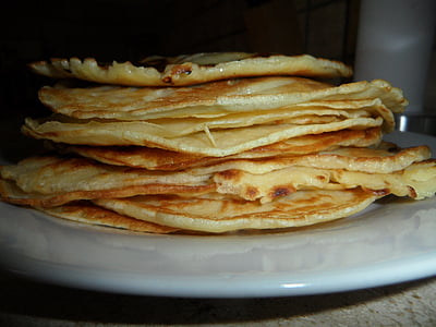 baked pancake in plate thumbnail