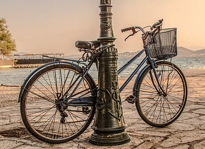 blue and brown bicycle during daytime thumbnail