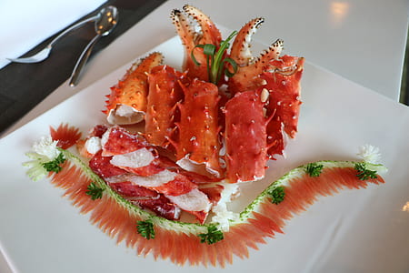 Cook Crabs on Top of Ceramic Plate thumbnail