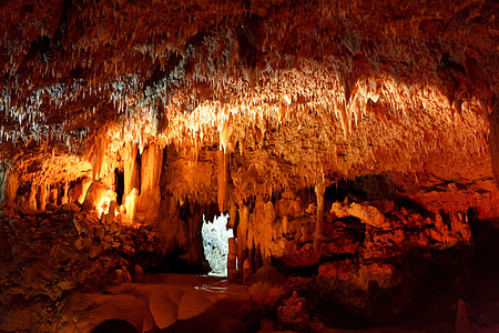 cavern across entrance thumbnail